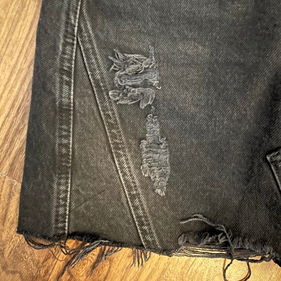 Free People Ripped Mini Jean skirt Size 26 in Black. - Picture 5 of 5